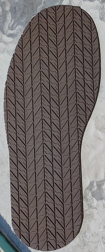 687 Rubber full sole, 4mm, tire design, 33cm x 12.6cm x .4cm white