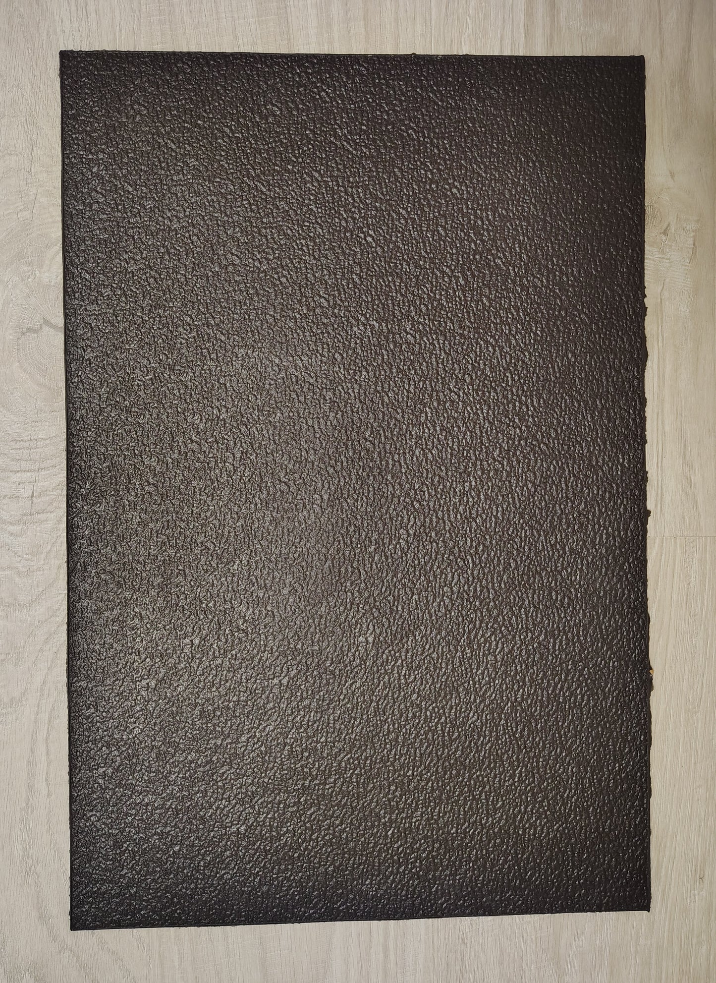 770 Crinkle rubber sheet, 2mm, 22" x 15", 2mm, 3 available colors