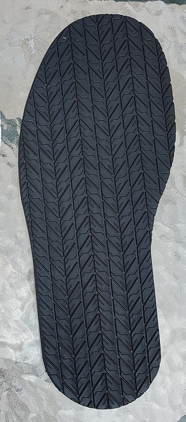 687  Rubber full sole, 4mm, tire design, 33cm x 12.6cm x .4cm white